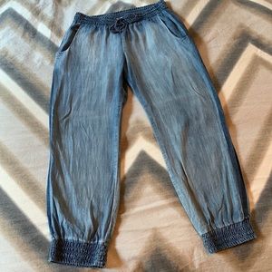 Bella Dahl chambray denim joggers
